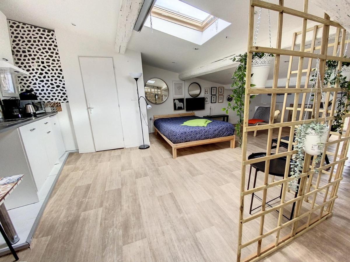 Grand St Pierre Studio Mansarde Atypique Climatise Sète Dış mekan fotoğraf